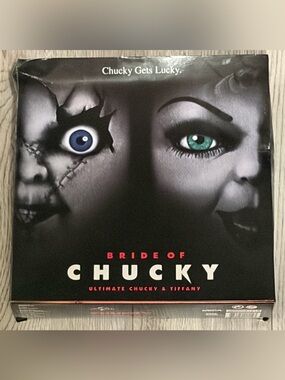 NECA Chucky and Tiffany 2 Pack Bride Of Chucky Horror Movie Toy Figures